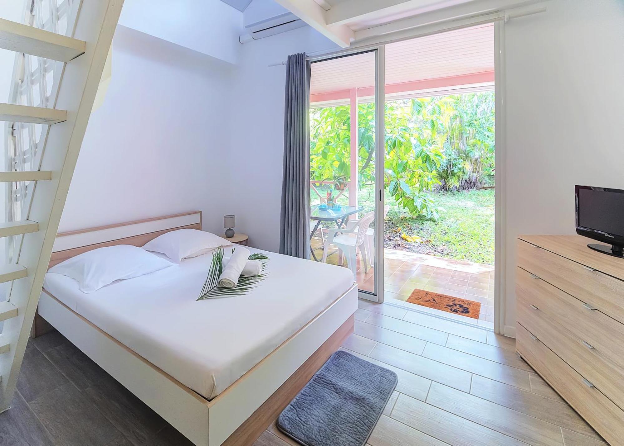 Résidence Ti'Kéol - Appartements avec terrasse 2 à 4 personnes, piscine Sainte-Anne Exterior foto