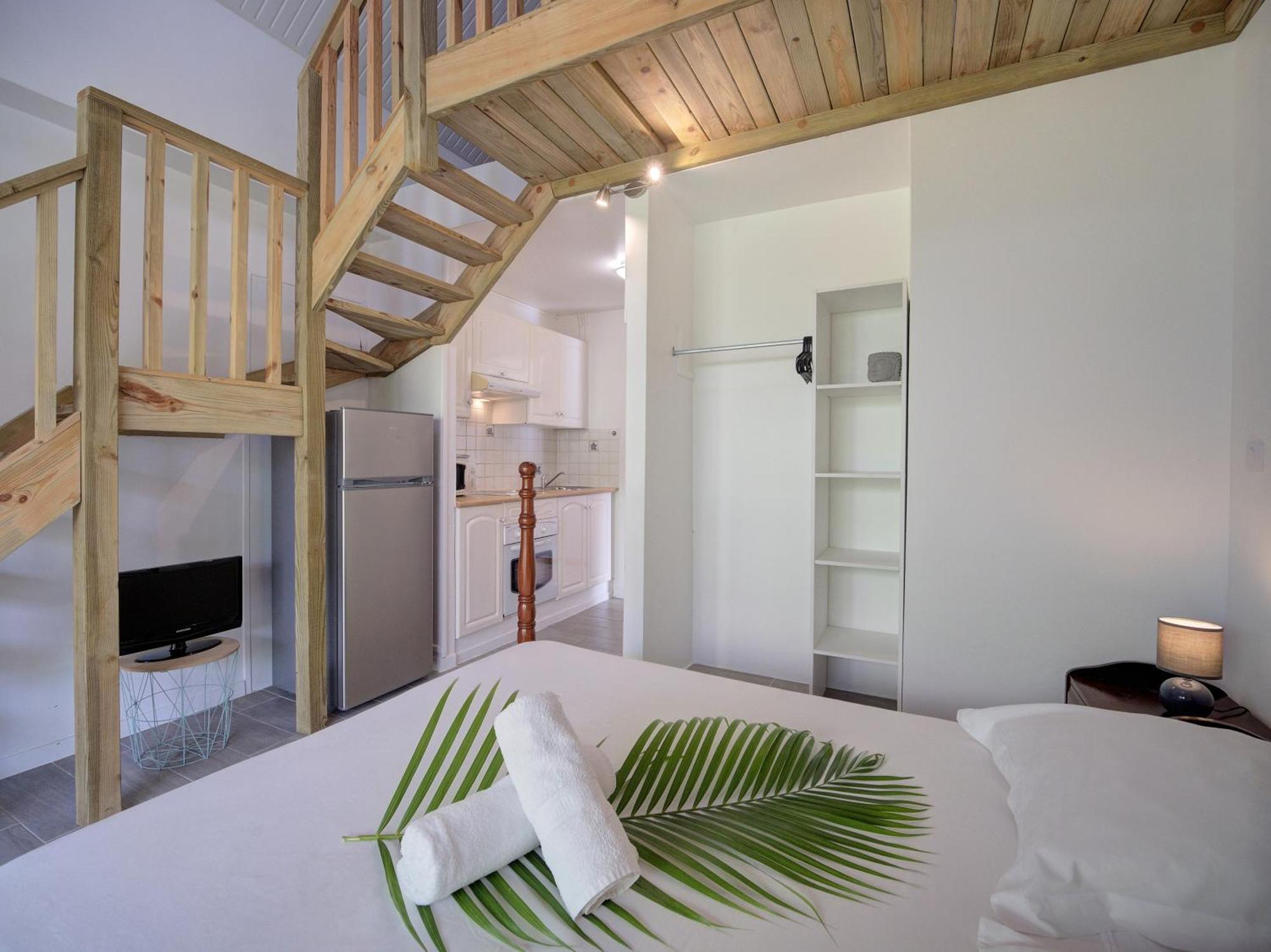 Résidence Ti'Kéol - Appartements avec terrasse 2 à 4 personnes, piscine Sainte-Anne Exterior foto