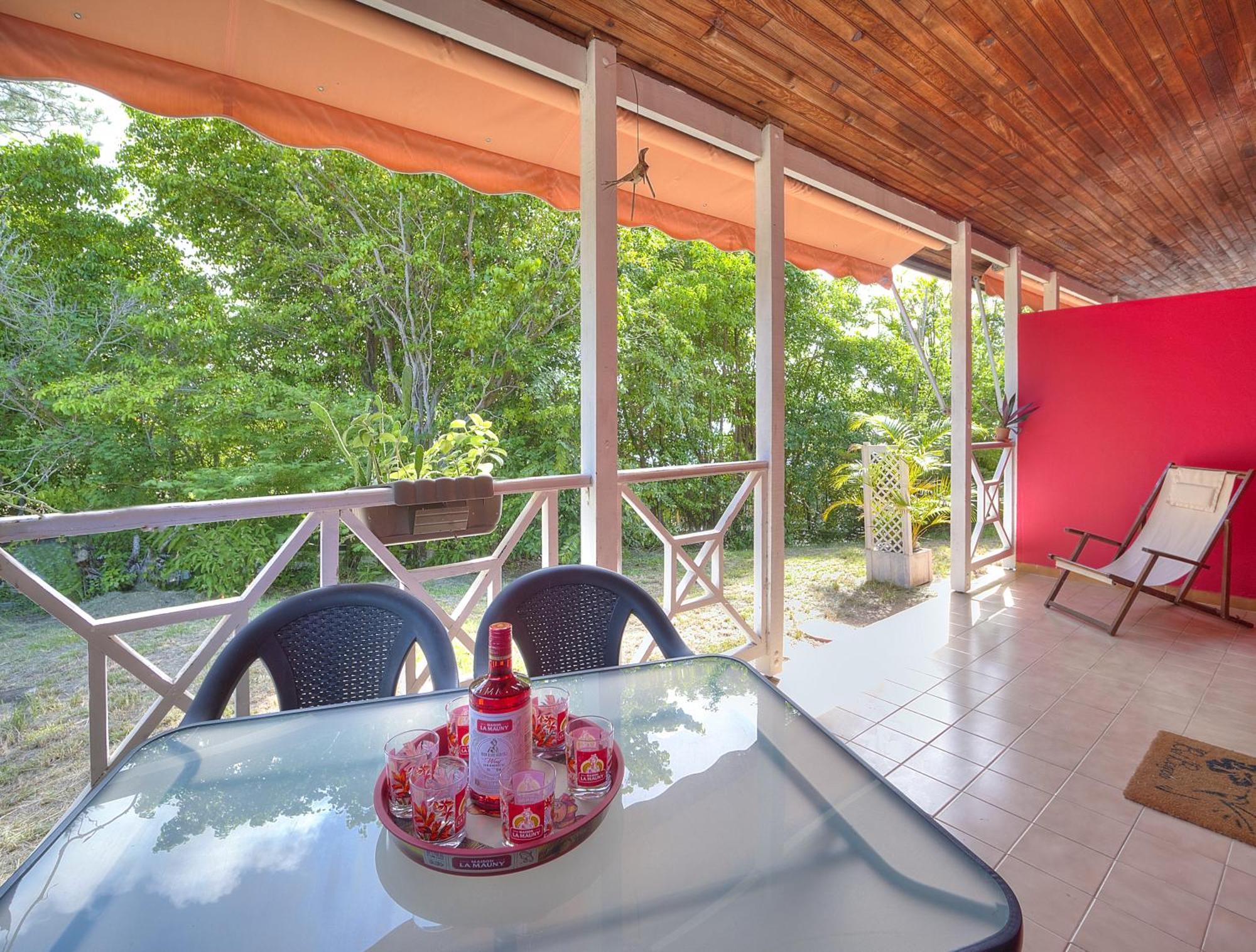 Résidence Ti'Kéol - Appartements avec terrasse 2 à 4 personnes, piscine Sainte-Anne Exterior foto